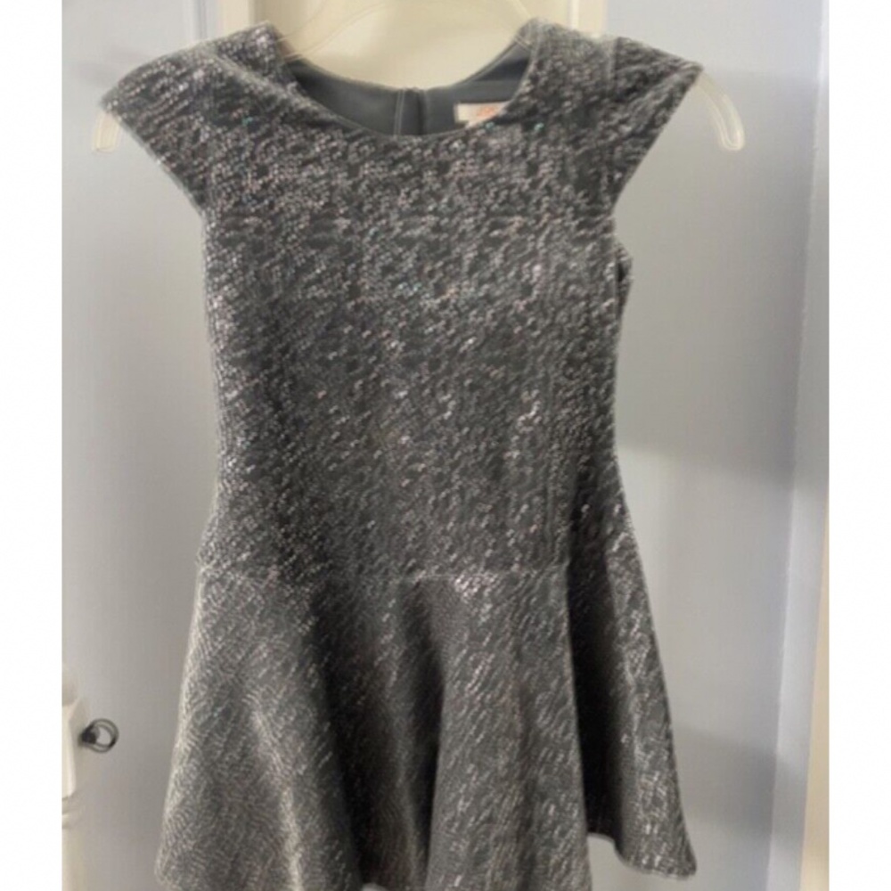 Joe Fresh Girls dress never worn perfect condition size 8 gray sparkly sequin